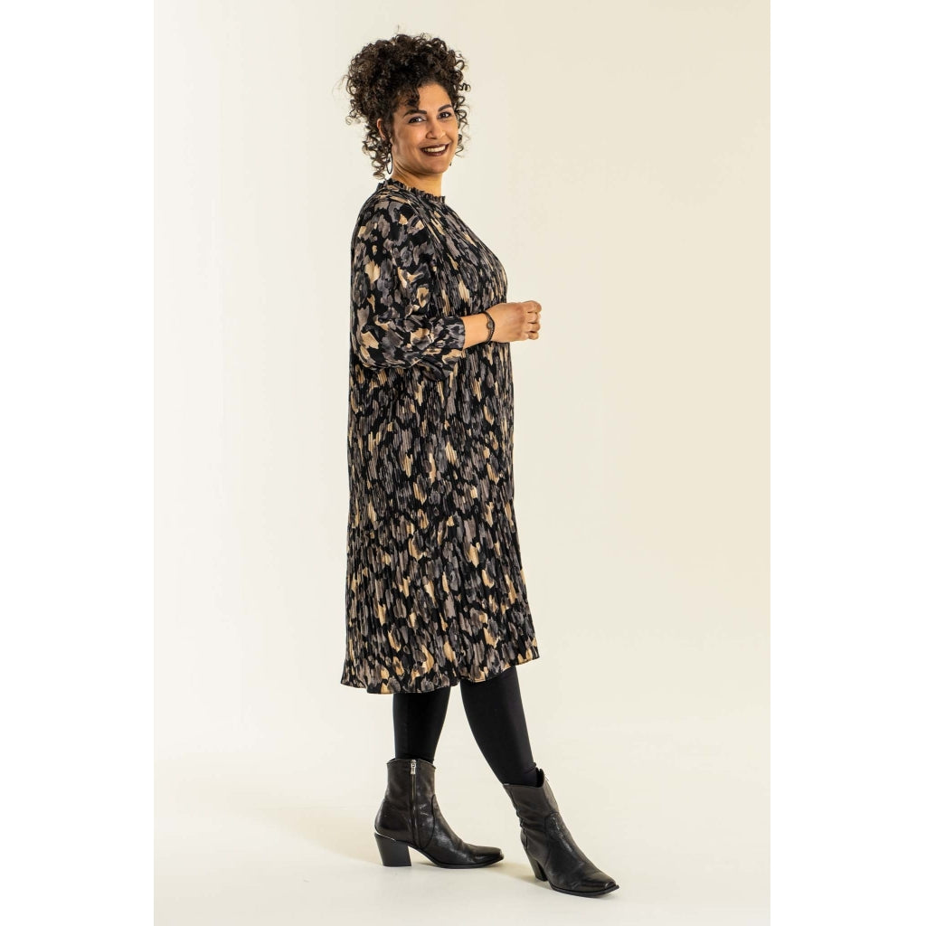 Studio Alvilda Dress Dress Black printed