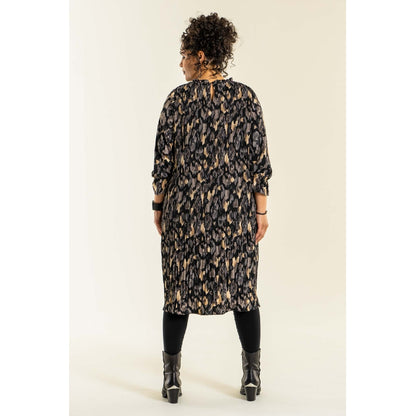 Studio Alvilda Dress Dress Black printed