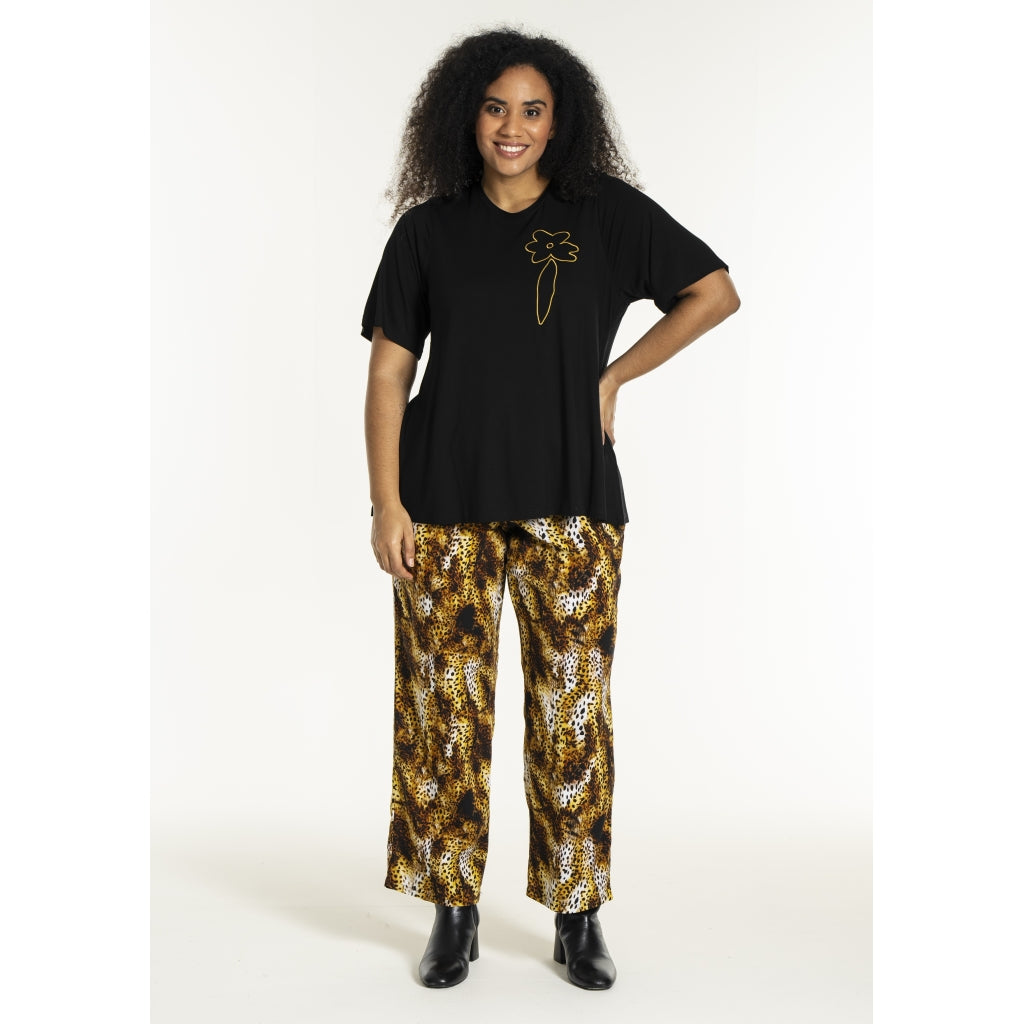 Studio SBella T-Shirt with print T-Shirt Black with yellow