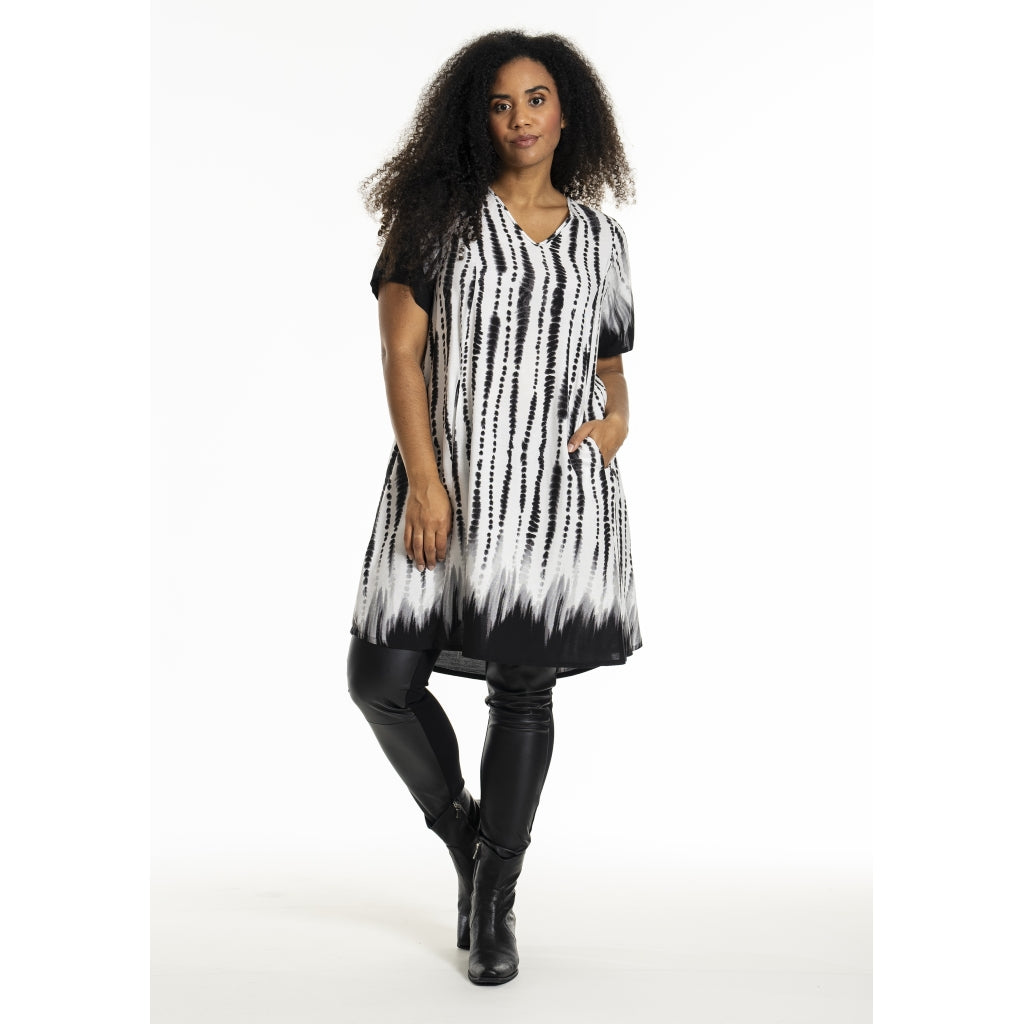 Studio SBirgitte Dress Dress Black/White