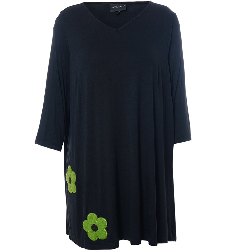 Studio SDitte Tunic Tunic Black with green flower