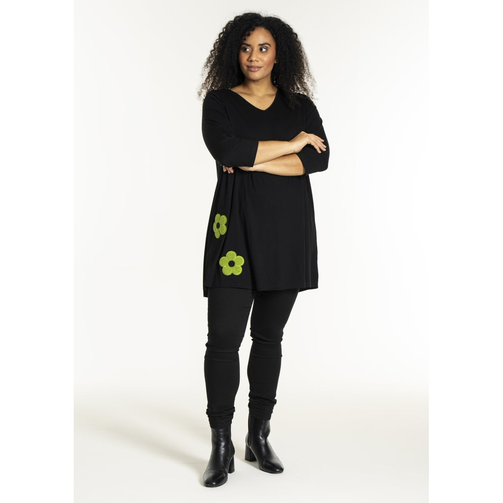 Studio SDitte Tunic Tunic Black with green flower