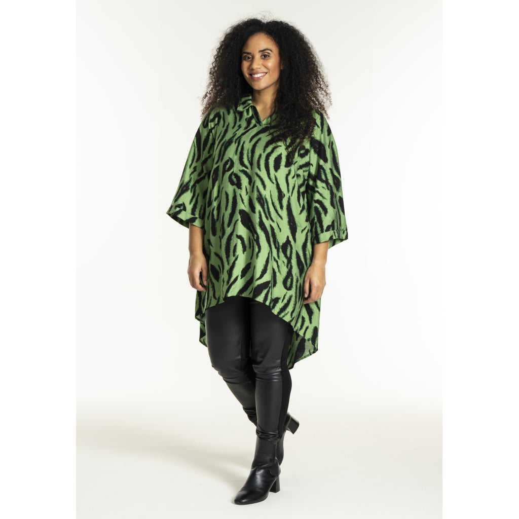 Studio SEbru Tunic Tunic Black green clouds