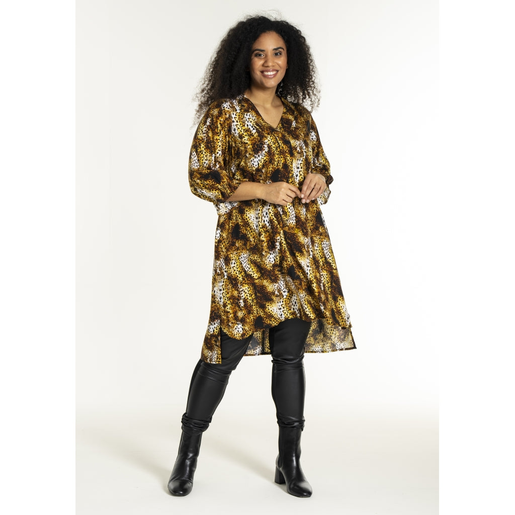 Studio SElma Tunic Tunic Yellow leopart