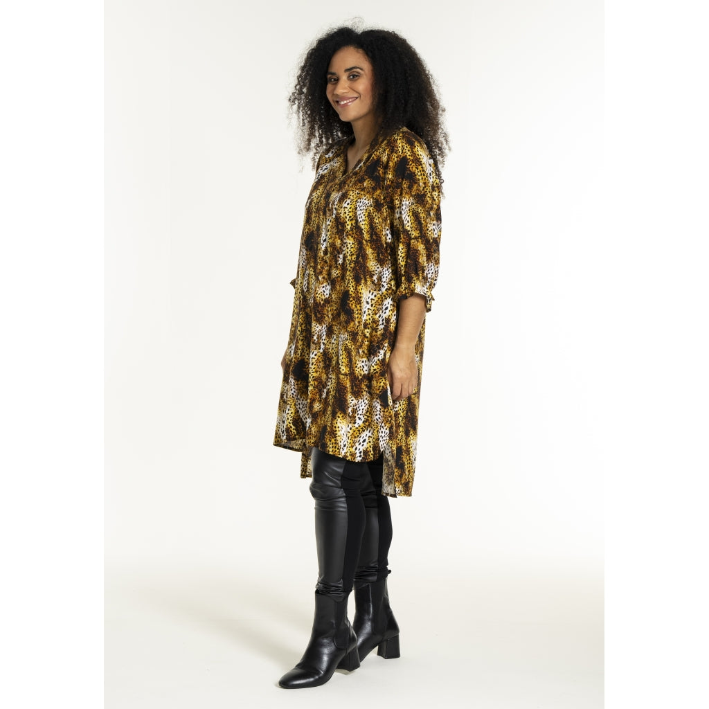 Studio SElma Tunic Tunic Yellow leopart