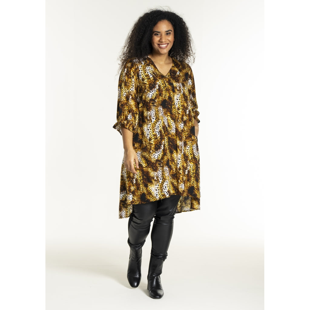 Studio SElma Tunic Tunic Yellow leopart