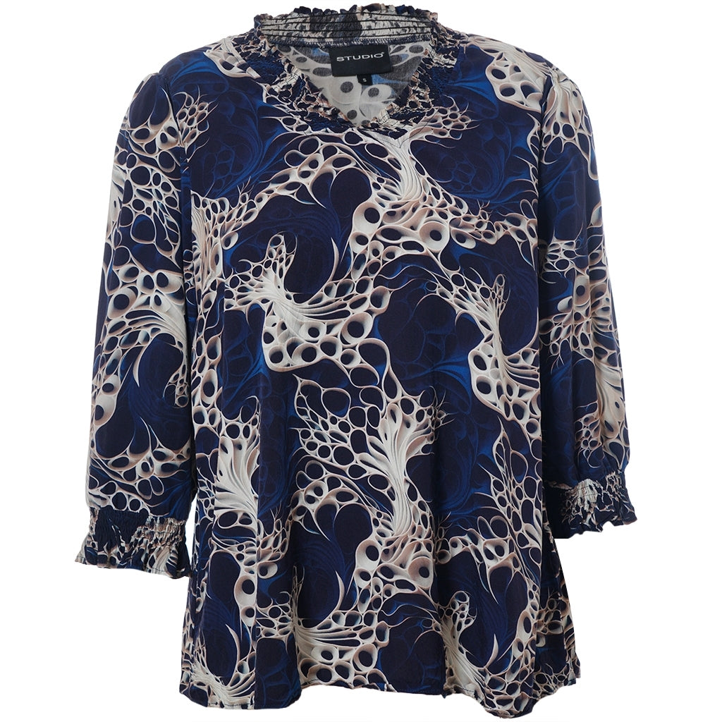 Studio SFeodora Blouse with smock neck Blouse Navy with sand print