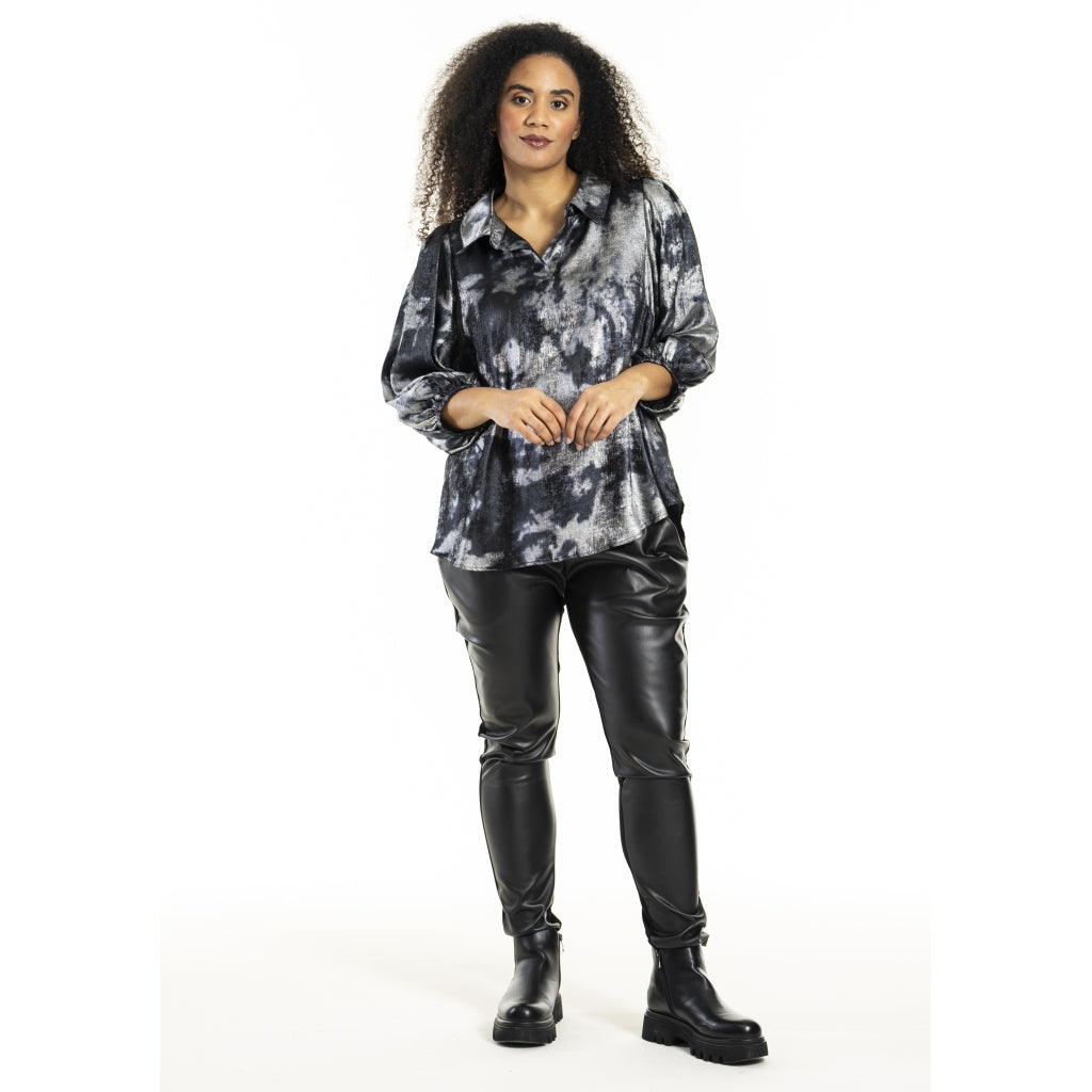 Studio SHasel Fake leather pants Pants Black