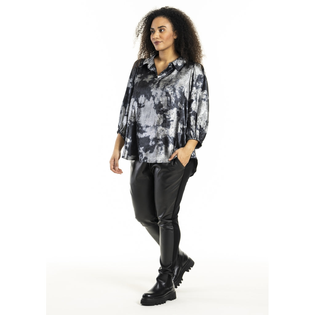 Studio SHasel Fake leather pants Pants Black