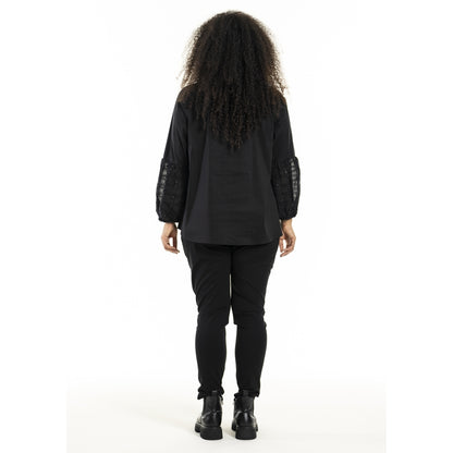 Studio SHasel Fake leather pants Pants Black