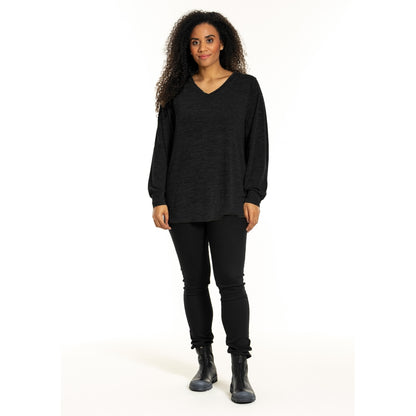 Studio SInga Sweater Sweater Black