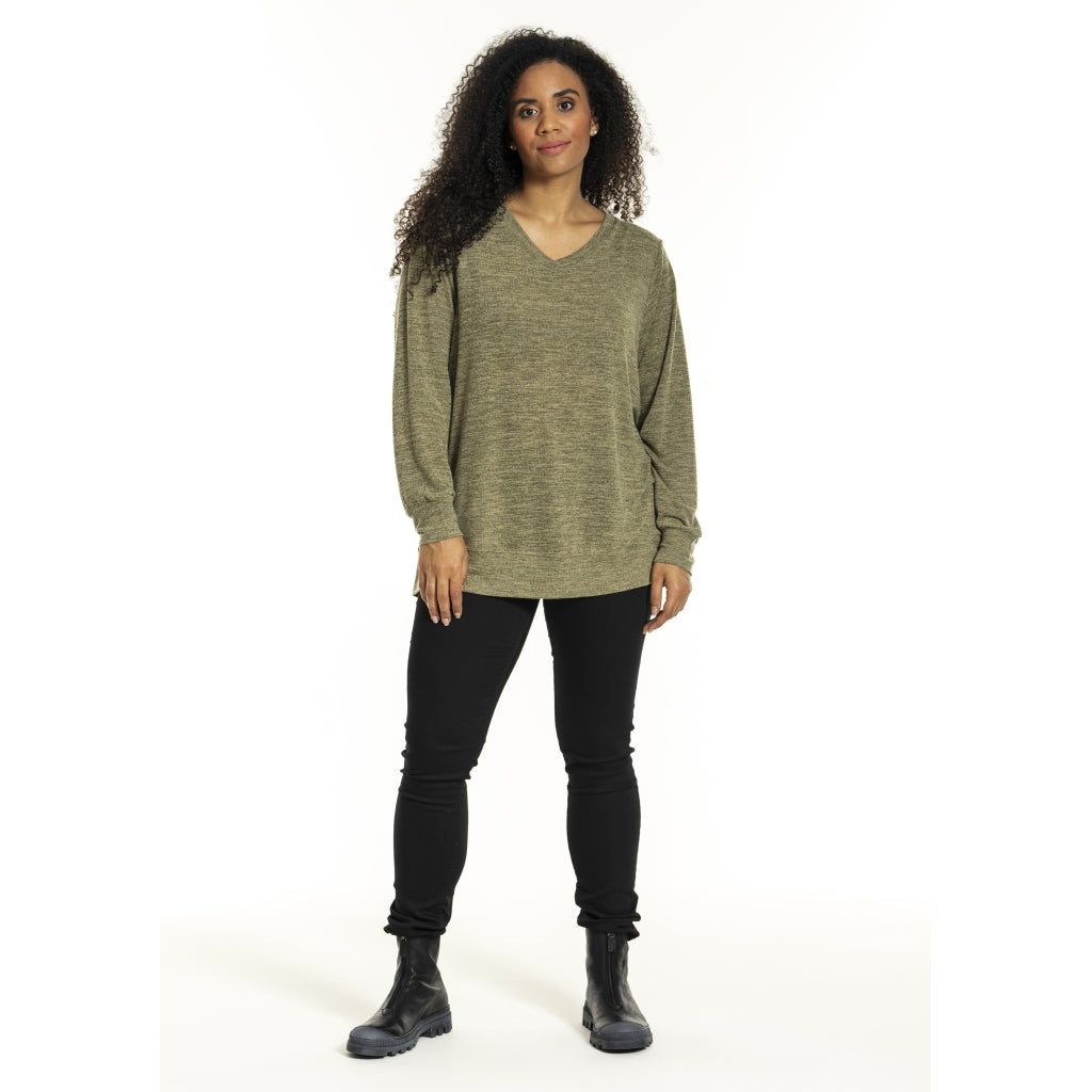 Studio SInga Sweater Sweater Green