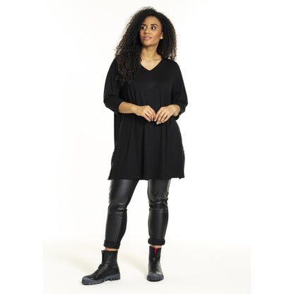 Studio SIsabea Tunic Tunic Black with Pink