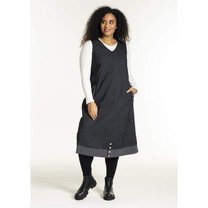 Studio SJanet Spencer Spencer Black and white check and stripes