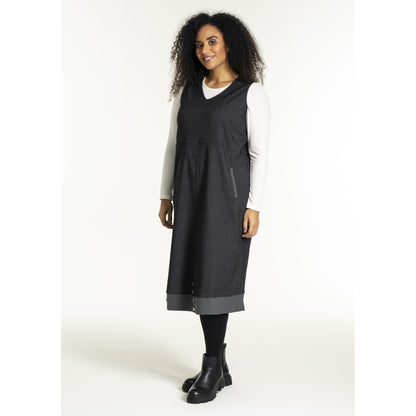 Studio SJanet Spencer Spencer Black and white check and stripes