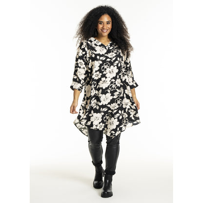 Studio SJuline Tunic Tunic Black with offwhite flower