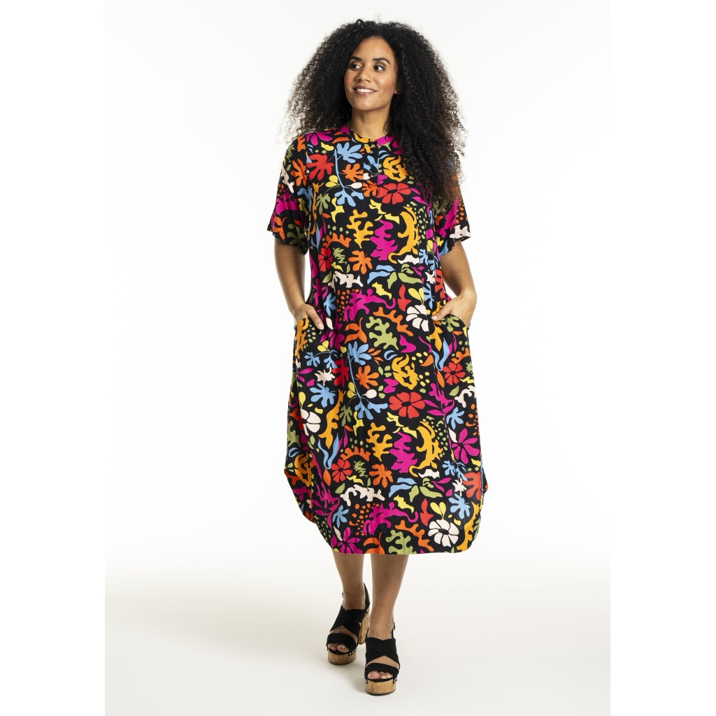 Studio SLani Long dress Dress Black with Multi printed