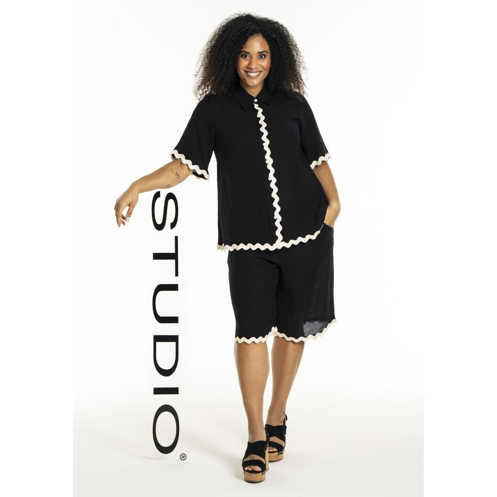 Studio SLea Shirt Shirt Black + Offwhite